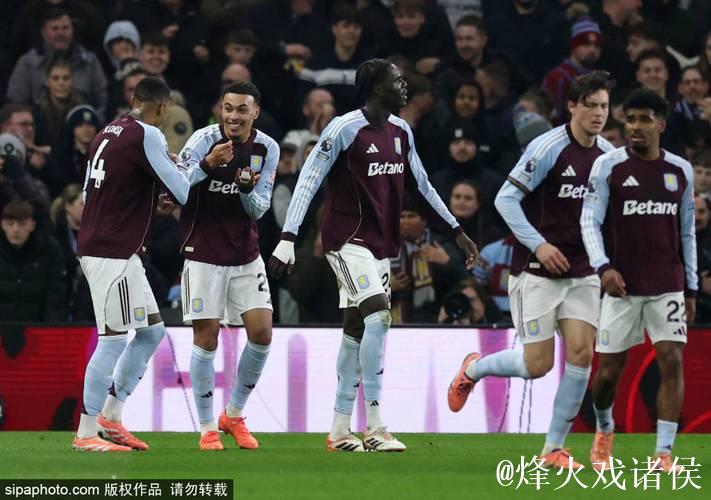 英超-沃特金斯替补双响 阿斯顿维拉2-1逆转切尔西